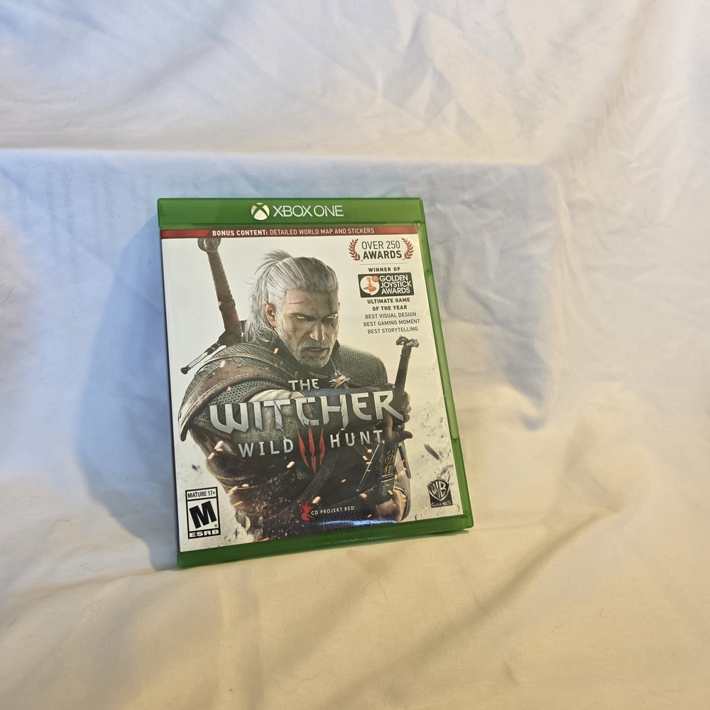 The Witcher 3: Wild Hunt for Xbox One - Green Case